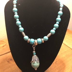 Gorgeous turquoise necklace with unique pendant